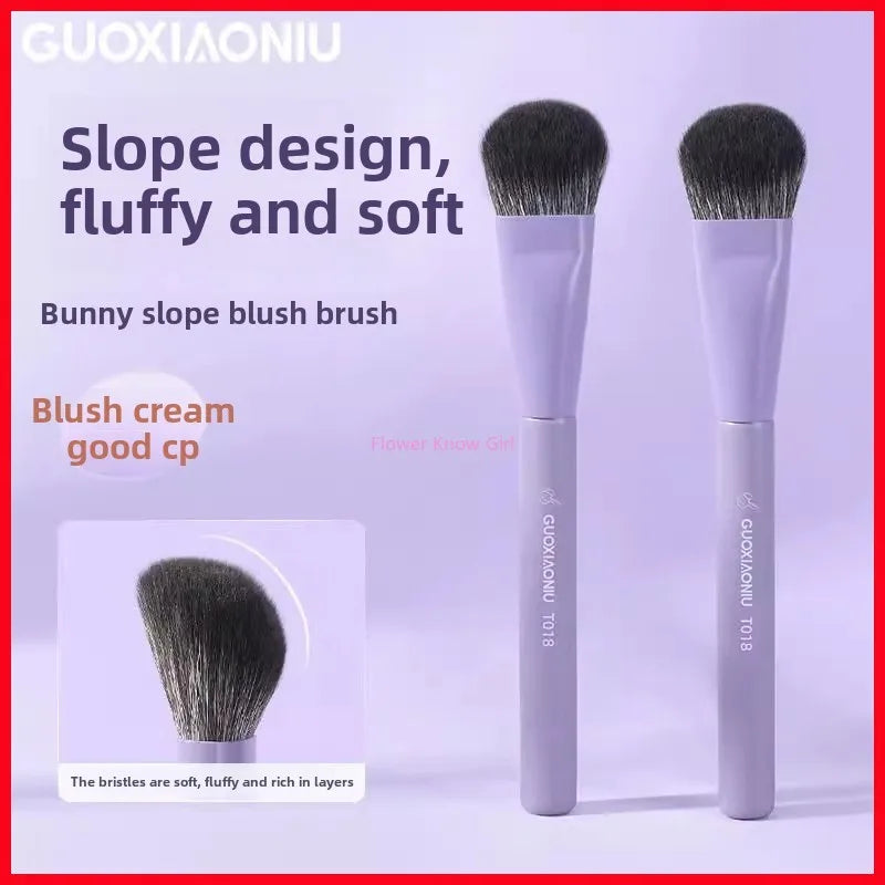 Guo Xiaoniu makeup brush eye shadow concealer foundation loose powder nose shadow contour detail brightening eyebrow brush
